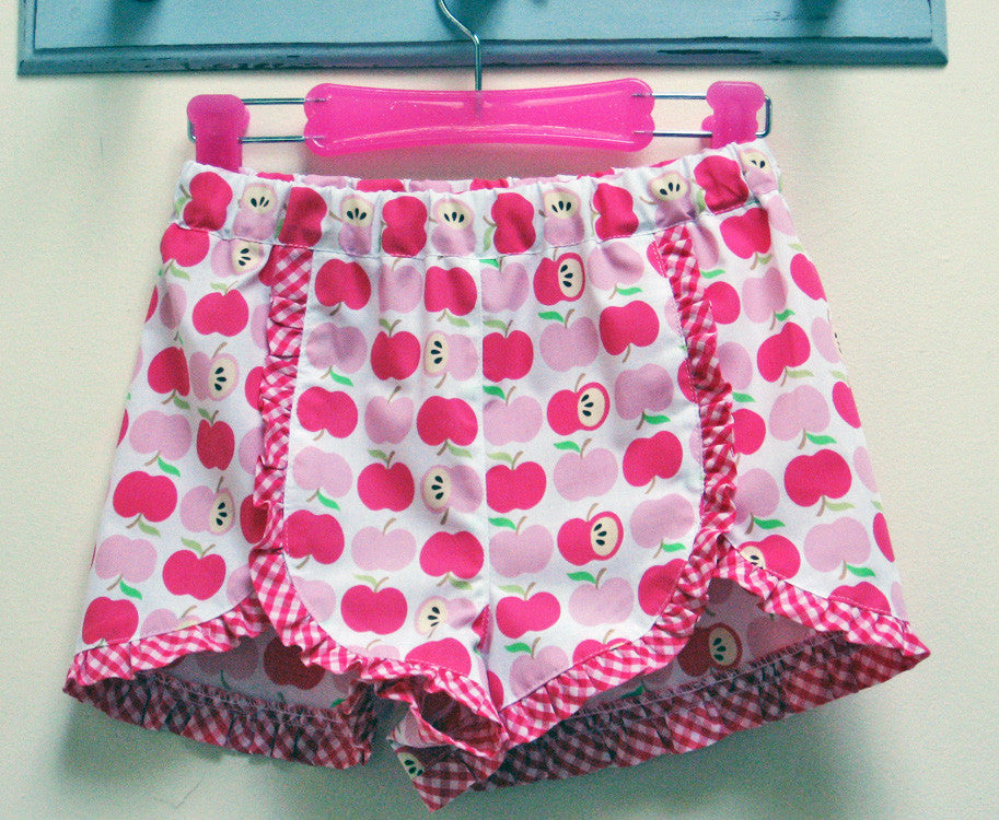 Girls summer shorts pdf sewing pattern GIDGET SHORTS sizes 2 to 14 years in 2 versions - Felicity Sewing Patterns