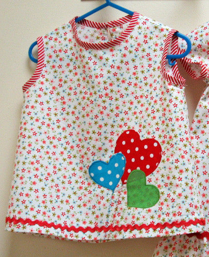 Girls dress & top sewing pattern POLLY PIPPIN with 2 appliques sizes 6-9mths - 6 yrs - Felicity Sewing Patterns
