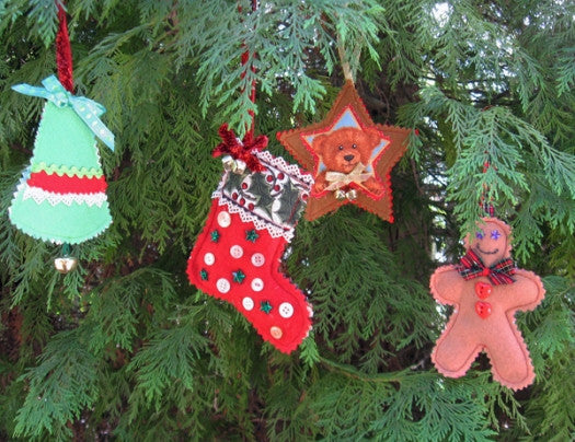 37+ Free Christmas Sewing Projects (stockings, ornaments, tree